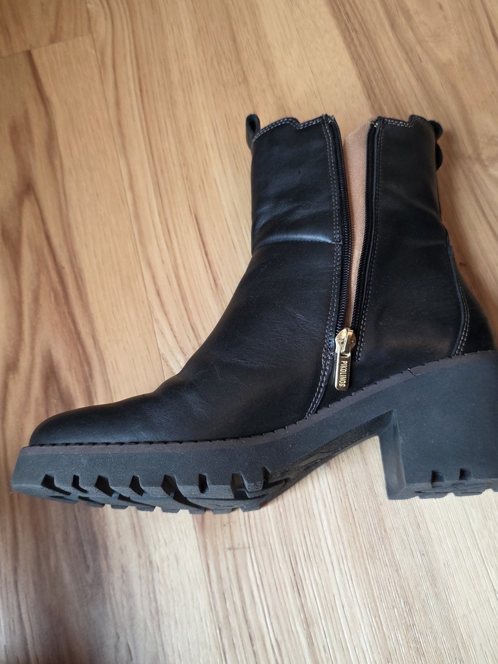 Pikolinos Black Chelsea Ankle Boot with Black Elastic Side Panel - Picture 5 of 10